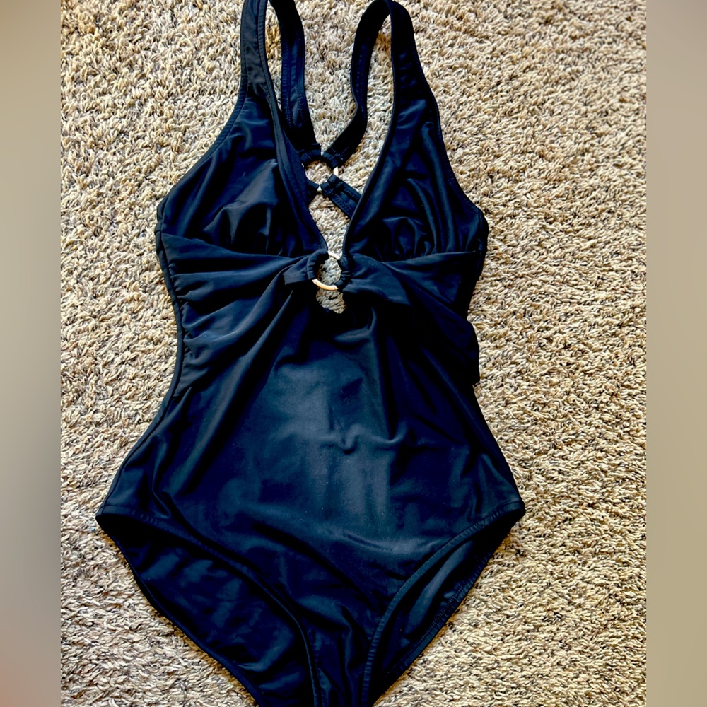 ☀️3/$12 Venus One Piece